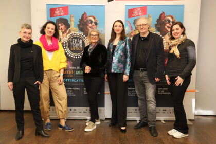 Jenny W. Gregor & Christina Sidak & Brigitte Stumpner & Eva Schöler & Thomas Enzinger & Angela Schweiger (Foto: Foto Hofer)