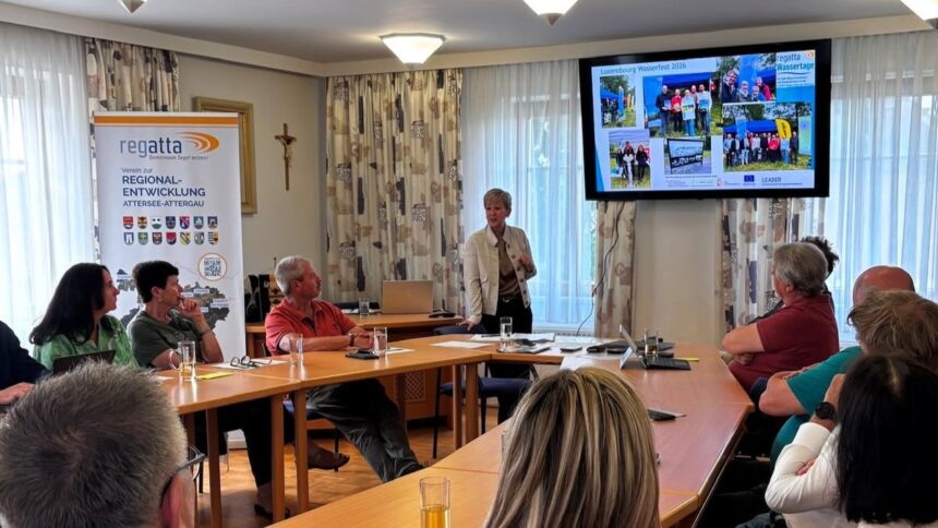 Regatta Versammlung mit Projektbeschluss