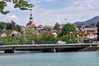 Agerbrücke am Attersee