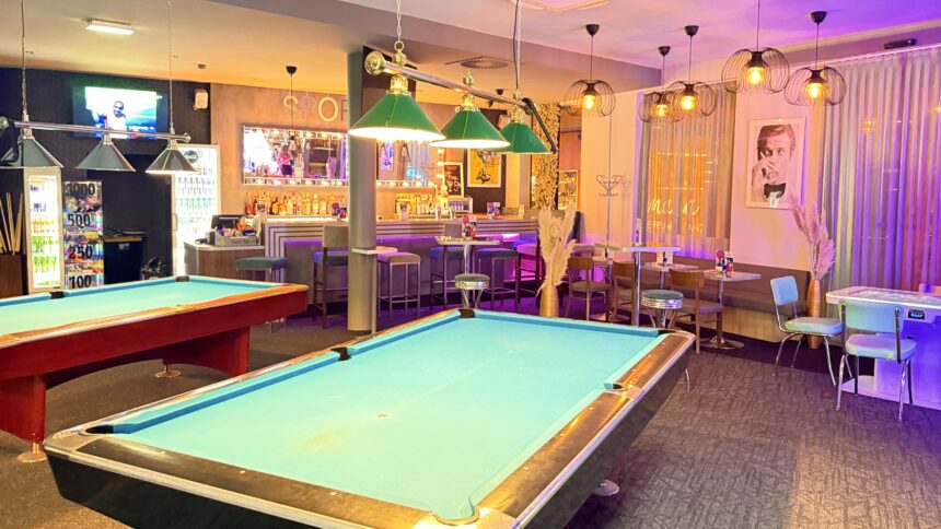 Billard Lounge Regau